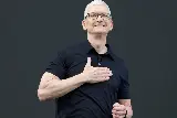 Setelah 15 Tahun, Tim Cook Resmi Turun dari Kursi CEO Apple, Ini Isi Suratnya untuk Karyawan