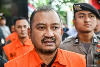 KPK Ungkap Bupati Pemalang Ditangkap Bersama Seorang Perempuan saat OTT di Hotel Jakarta