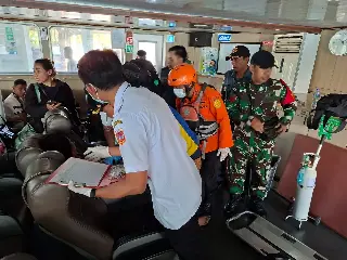 Satu Korban KMP Putri Yasmin Meninggal Dunia, Dua Lainnya Selamat Tiba di Lembar