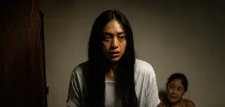 Hidup Penuh Dendam, Taskya Namya Alami Tantangan Emosional di Rambut Sewu