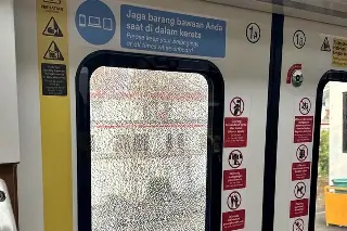 Viral! KRL Palmerah-Tanah Abang Diduga Dilempari Batu, Penumpang Sampai Teriak