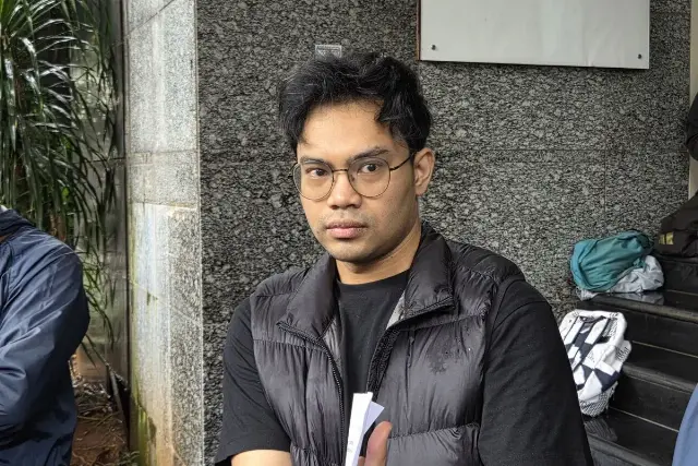 Resmi Cerai dari Mawa, Insanul Fahmi Buka Suara soal Masa Depannya dengan Inara Rusli: 'Lihat Takdir'
