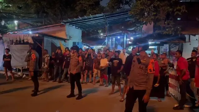 Gedung Bapenda DKI Terbakar, Brimob Polda Metro Jaya Turunkan Tim SAR dan Water Cannon
