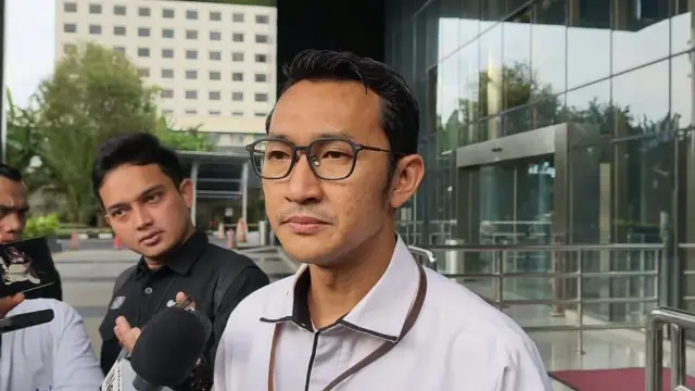 OTT KPK di Purwokerto Bikin Heboh, Rektor Unsoed Akhmad Sodiq Diamankan Bersama Uang Ratusan Juta