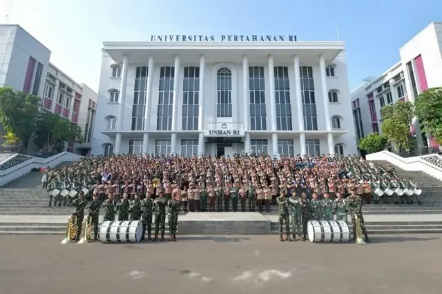 Menhan Sjafrie Sjamsoeddin Tegaskan Kadet Muslim Unhan Boleh Pakai Hijab