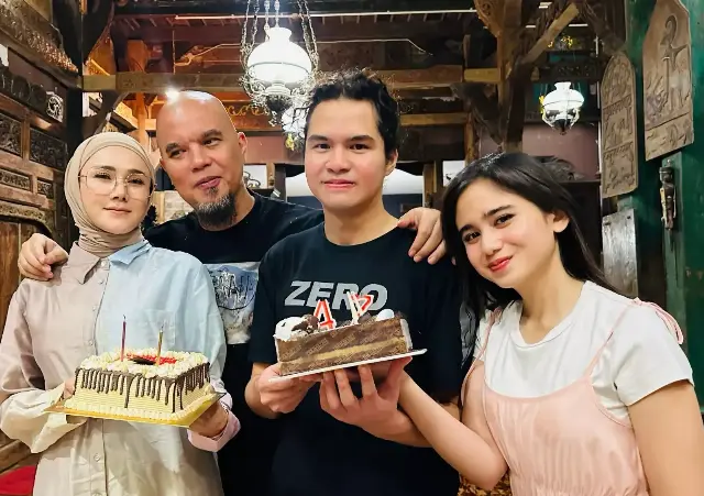 Mulan Jameela Rayakan Ulang Tahun ke-47 Bareng Dul Jaelani