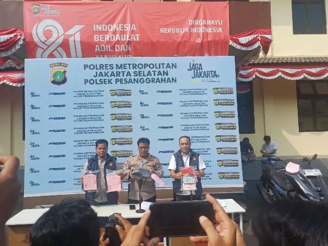 Nekat Jambret Tas Emak-Emak Demi iPhone 15, Oknum Ojol Berakhir di Sel Polsek Pesanggrahan