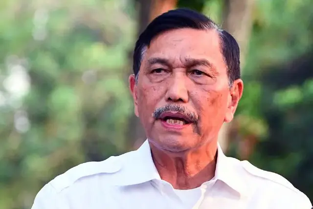 Data Desil Bansos Kacau, Luhut Janjikan Perbaikan Pakai AI