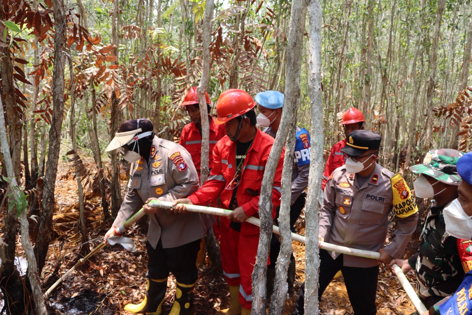 Gunakan X-Fire, Kapolres Kapuas Percepat Penanganan Karhutla di Sei Dusun
