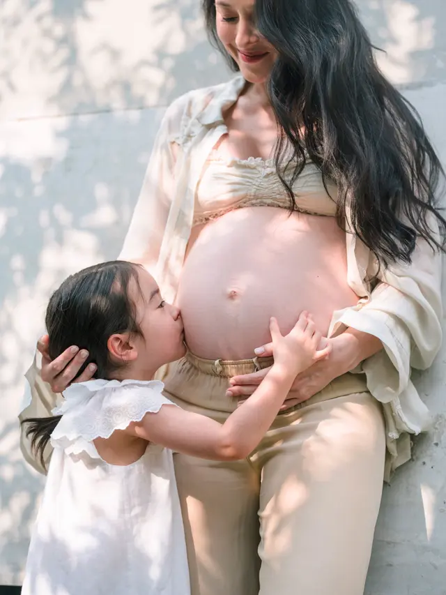 Julie Estelle maternity shoot anak kedua
