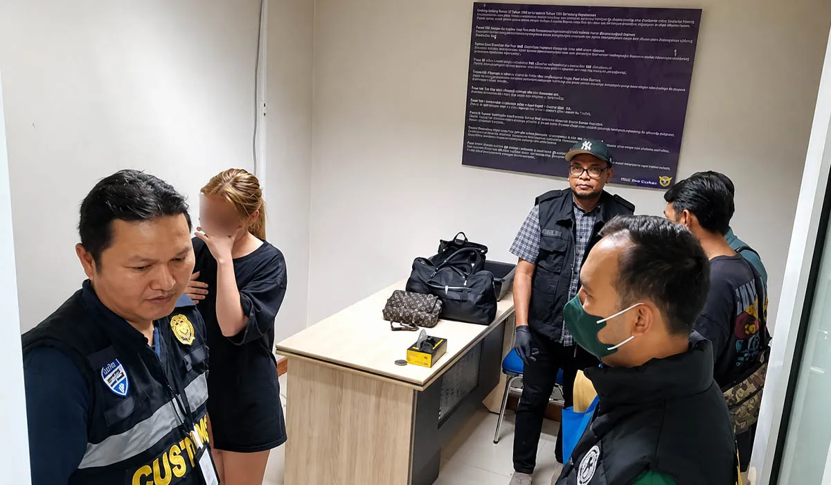 WN Kazakhstan Selundupkan 1 Kg Hasis di Bandara Ngurah Rai