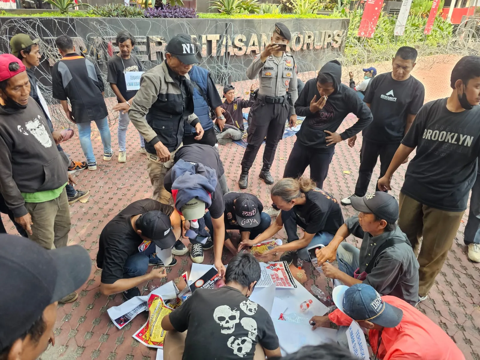 Tiga Kali Gelar Aksi di KPK, SMUK dan KMPPN Desak Kepastian Hukum Dugaan KKN Dinas Pertanian Kalsel