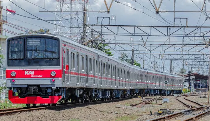 Dua Kecelakaan Ganggu Perjalanan KRL Tangerang dan Bogor, Ada yang Tertemper Motor