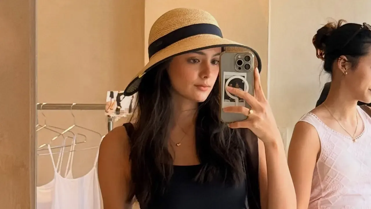 Gaya Kasual Amanda Rawles saat Liburan di Bali Bikin Warganet Salfok
