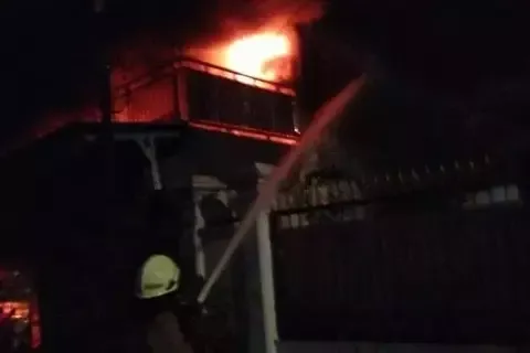 Kos-Kosan di Tebet Terbakar Dini Hari, 4 Orang Tewas dan 1 Penghuni Luka