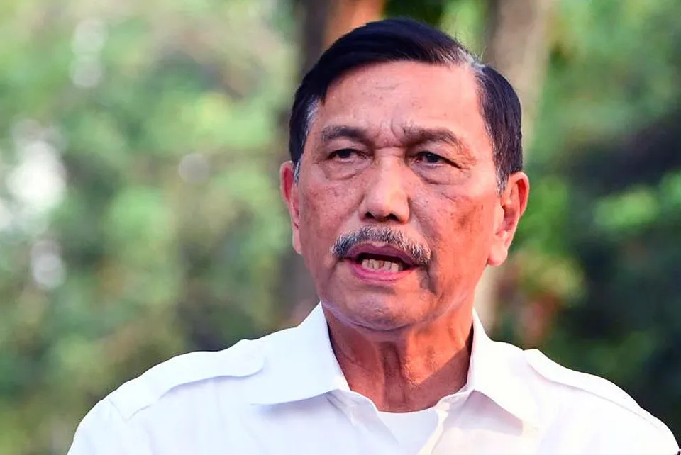 Data Desil Bansos Kacau, Luhut Janjikan Perbaikan Pakai AI