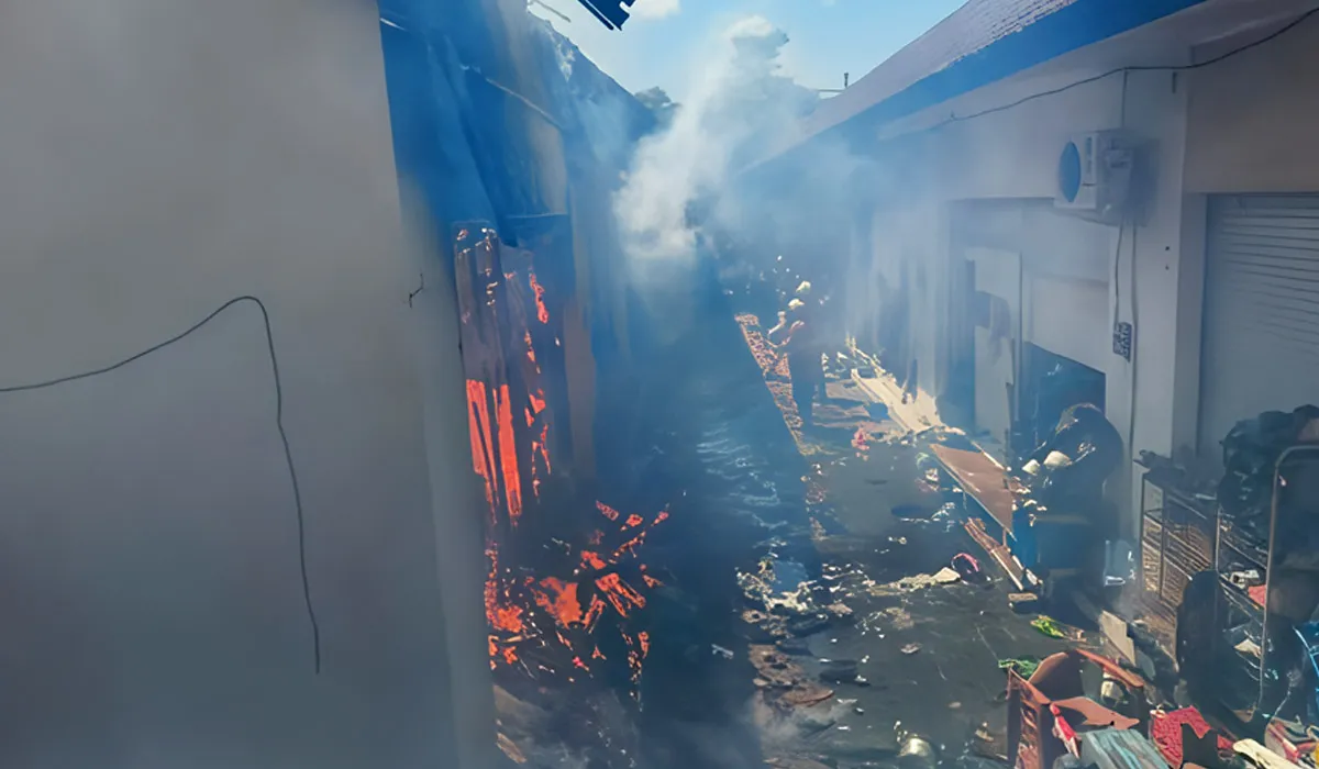 Ruko di Kuta Terbakar, Suyono Selamatkan Anak dan Mertua dari Api
