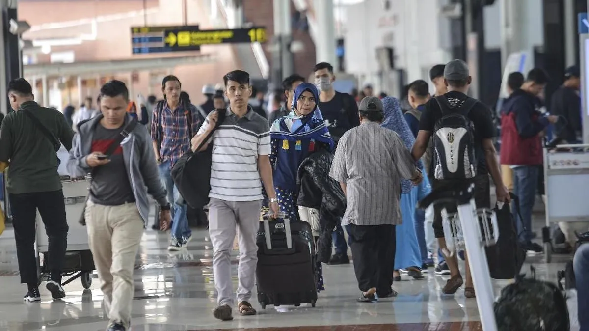Erupsi Gunung Anak Krakatau Berdampak ke Ruang Udara, 4 Bandara Ditutup Sementara