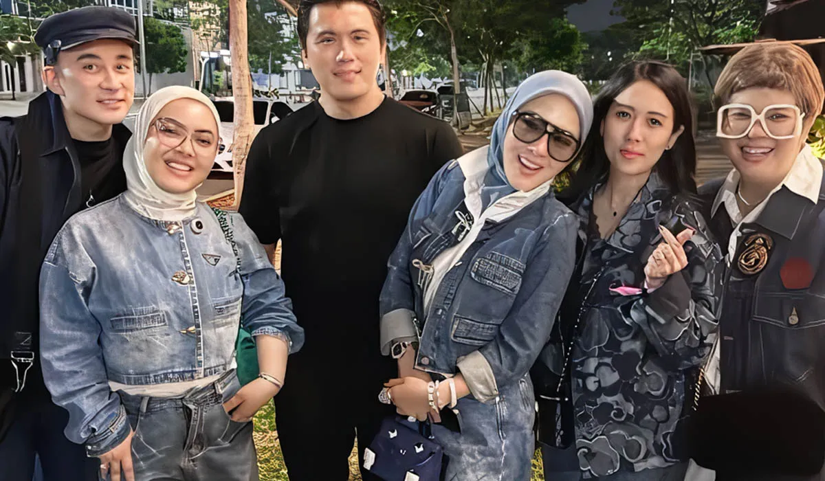 Kenapa Syahrini Sangat Kaya? OOTD Nonton Konser Tembus Rp37 Miliar