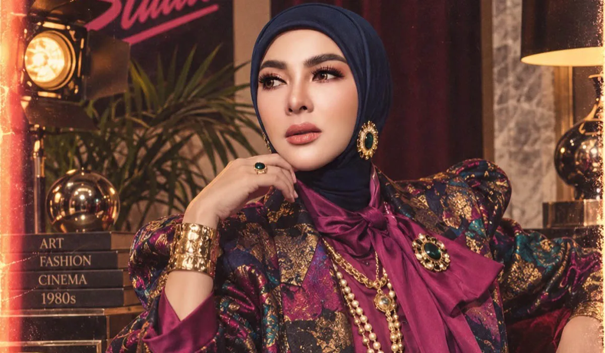 Kenapa Syahrini Sangat Kaya? Ini 5 Sumber Penghasilannya