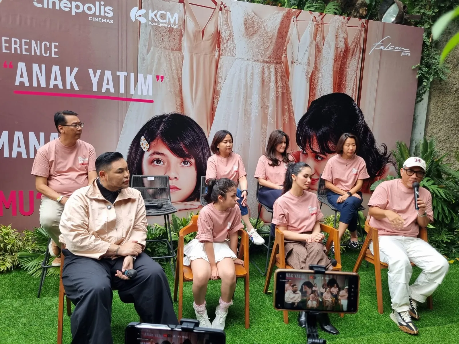 Falcon Pictures Gandeng XXI, CGV, Cinépolis, dan KCM, Ajak 5.000 Anak Yatim Nobar Bareng!