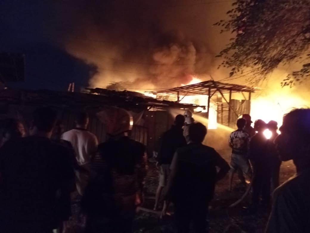 kebakaran Sunset Road Bali warga mengungsi