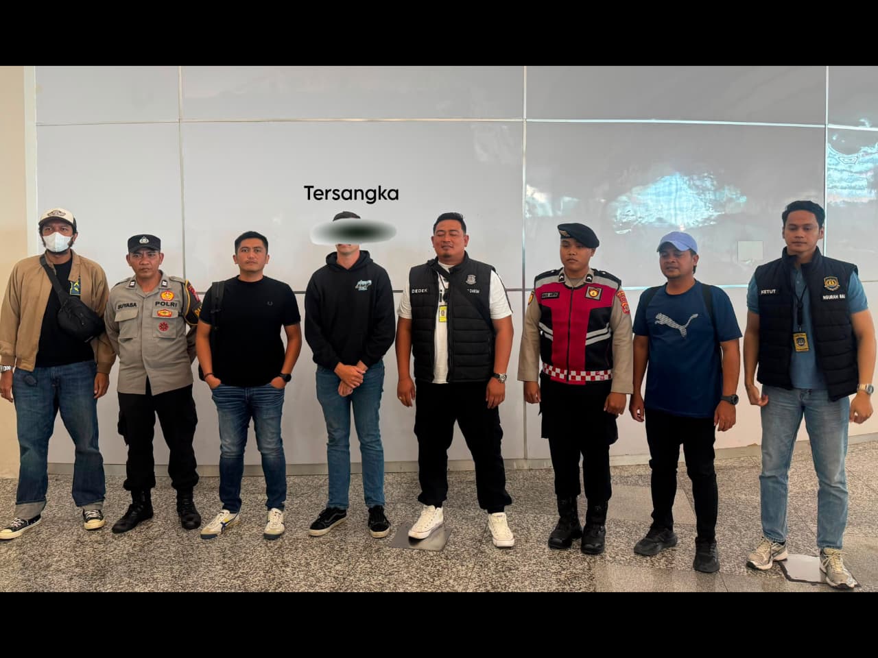 Begini Cara Imigrasi "Jebak" Bule Australia Pelaku Asusila di Bandara
